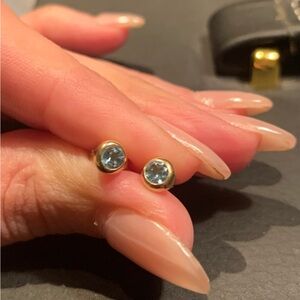 Mejuri 14 K gold blue topaz studs